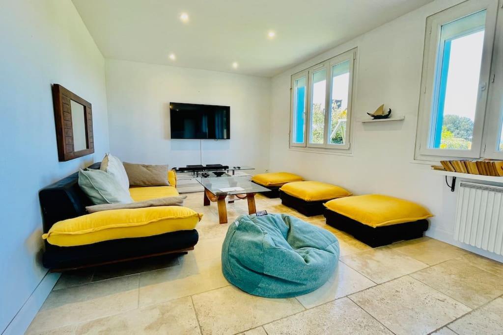 Holiday home Ti Glas - La Maison Bleue *